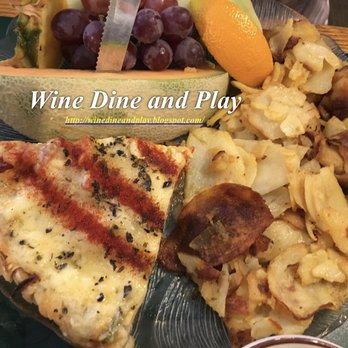 The Frog Pond - Quiche - Breakfast & Brunch Near Me - St Pete Beach, Florida