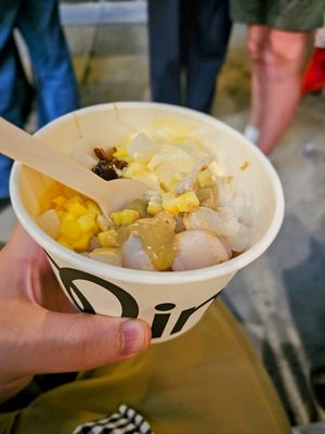 Mimi's Frozen Yogurt by null