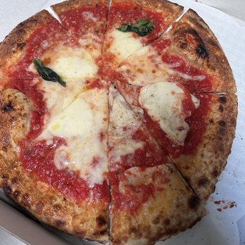 Mangoni - Margherita pizza - Pizza Near Me - Winter Garden, Florida