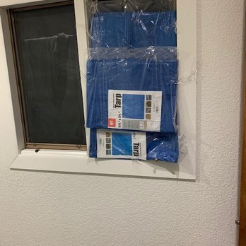 The Mammoth Inn - window was broken in the bathroom - this was a garden level unit. I felt unsafe - Hotels Near Me - Mammoth Lakes, California The Mammoth Inn - window was broken in the bathroom - this was a garden level unit. I felt unsafe - Hotels Near Me - Mammoth Lakes, California