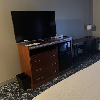 Four Points by Sheraton Tucson Airport - Room 228 - Hotels Near Me - Tucson, Arizona Four Points by Sheraton Tucson Airport - Room 228 - Hotels Near Me - Tucson, Arizona