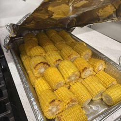 KC Kreative Catering - Cafeteria food is what you will get and the price you'll pay per person is a crime.
