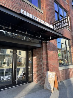 Earnest Ice Cream | Quebec St. by null