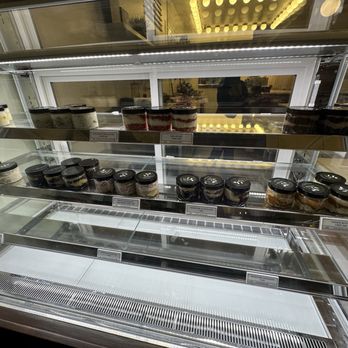 Sweet Reserve - Bakeries Near Me - Skokie, Illinois