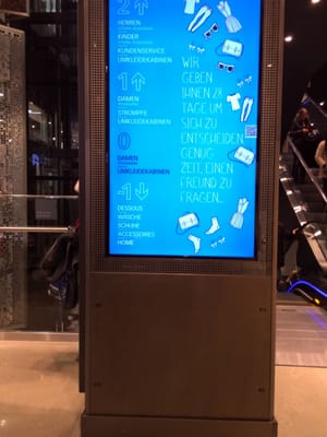 Primark 13 Photos Fashion Schadowstr 56 58 Stadtmitte Dusseldorf Nordrhein Westfalen Germany Phone Number Yelp