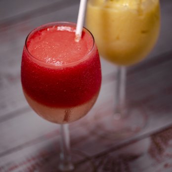 Momo Hut & Gardens - Mango Shake & Watermelon Cooler - Himalayan/Nepalese Near Me - Toronto, Ontario