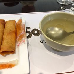 Soupebol - Fried vegetable rolls and house soup