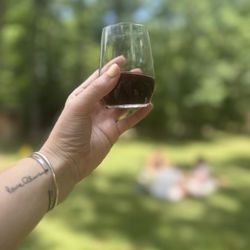 WinterHawk Vineyards