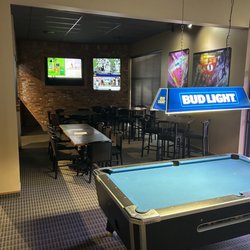 Mulligans Grill & Pub