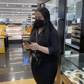 SEPHORA - She needed to greet people coming in and exiting plus ring me up, all with a gracious pretty masked smile. - Cosmetics & Beauty Supply Near Me - Aiea, Hawaii SEPHORA - She needed to greet people coming in and exiting plus ring me up, all with a gracious pretty masked smile. - Cosmetics & Beauty Supply Near Me - Aiea, Hawaii