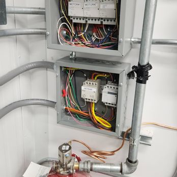 Real Electric - Electricians Near Me - Detroit, Michigan Real Electric - Electricians Near Me - Detroit, Michigan