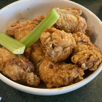Metro Diner - Wings - American Near Me - Fayetteville, North Carolina Metro Diner - Wings - American Near Me - Fayetteville, North Carolina