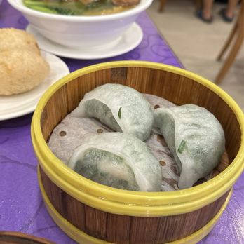 Tai Pan Dim Sum - Chive Dumpling w/ Shrimp - Dim Sum Near Me - Honolulu, Hawaii