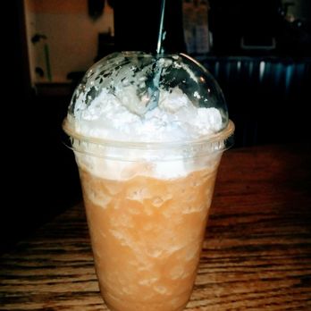 Howling Dog Cafe - Cafes Near Me - Lakeport, California