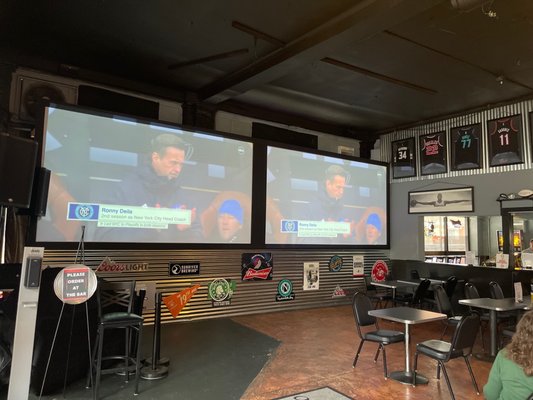 Penalties Sports Pub by null