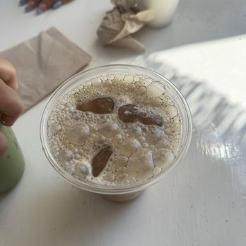 Courage Bagels - Vanilla paste latte - Bagels Near Me - Los Angeles, California Courage Bagels - Vanilla paste latte - Bagels Near Me - Los Angeles, California