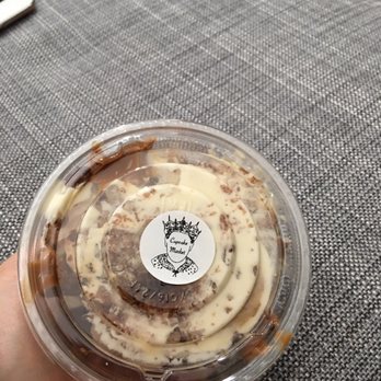 Funny Face Bakery - Super good banana pudding - Cupcakes Near Me - New York, New York