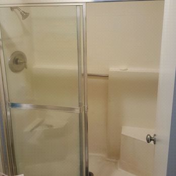 Standard Bathtub Reglazing - Before - Refinishing Services Near Me - South Gate, California Standard Bathtub Reglazing - Before - Refinishing Services Near Me - South Gate, California