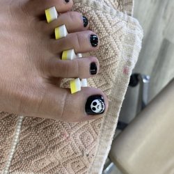 Glam Nails