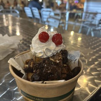 The Crazy Mason Milkshake Bar - Desserts Near Me - North Myrtle Beach, South Carolina The Crazy Mason Milkshake Bar - Desserts Near Me - North Myrtle Beach, South Carolina
