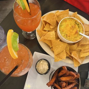 Wild Pear - Appetizers & Christmas Spritzer - Cafes Near Me - Salem, Oregon