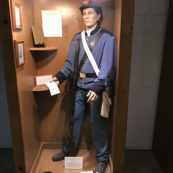 Historic Fort Gaines - Soldier uniform and necessary survival items - Landmarks & Historical Buildings Near Me - Dauphin Island, Alabama Historic Fort Gaines - Soldier uniform and necessary survival items - Landmarks & Historical Buildings Near Me - Dauphin Island, Alabama
