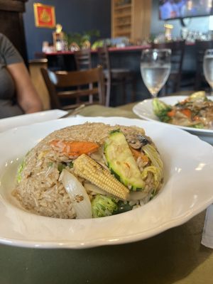 Thaijindesu Thai and Sushi Bar by null