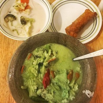 Thai Garden - Green Curry, Tom yum, veggie egg roll - Thai Near Me - Oceanside, California Thai Garden - Green Curry, Tom yum, veggie egg roll - Thai Near Me - Oceanside, California