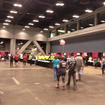 Cincinnati Flying Pig Marathon - Races & Competitions Near Me - Cincinnati, Ohio