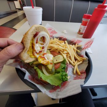 Steak ’n Shake - Burger and fries combo - Burgers Near Me - Cartersville, Georgia Steak ’n Shake - Burger and fries combo - Burgers Near Me - Cartersville, Georgia