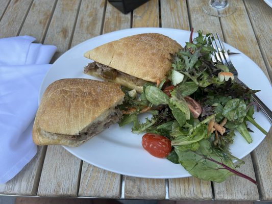 Central Bistro by null