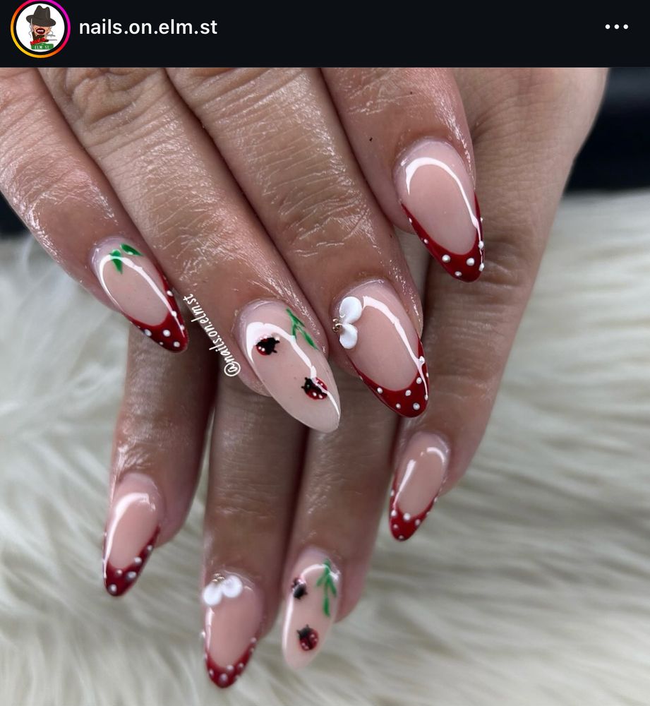 Nails On Elm St Logo