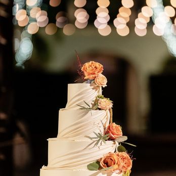 Artistic Florals - Florists Near Me - San Diego, California