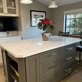 FGY Stone & Cabinet II - a kitchen island - Flooring Near Me - Hayward, California FGY Stone & Cabinet II - a kitchen island - Flooring Near Me - Hayward, California