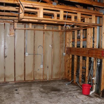 JCL Restorations - BEFORE (Kitchen) - Damage Restoration Near Me - Lake Forest, Illinois JCL Restorations - BEFORE (Kitchen) - Damage Restoration Near Me - Lake Forest, Illinois