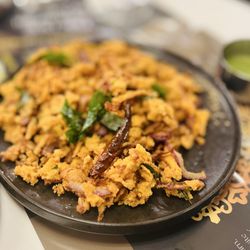 Aura Indian Food Paradise - Onion Pakodas: delicious.