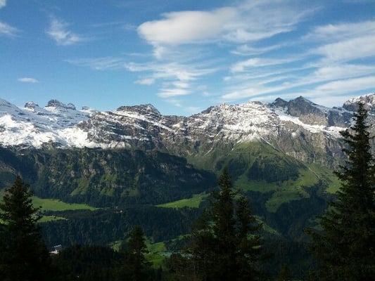 Brunnihütte SAC by null