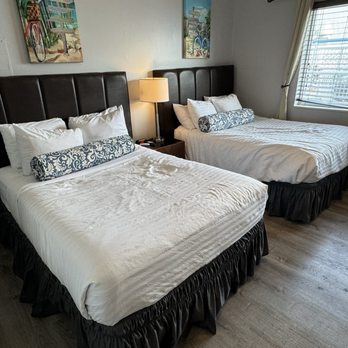 Pegasus International Hotel - Double beds. Clean, comfy, and modern! - Hotels Near Me - Key West, Florida Pegasus International Hotel - Double beds. Clean, comfy, and modern! - Hotels Near Me - Key West, Florida