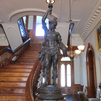 Iolani Palace - Museums Near Me - Honolulu, Hawaii Iolani Palace - Museums Near Me - Honolulu, Hawaii