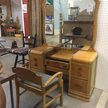 White Owl Antique Mall - i had this 3 pc set growing up! - Antiques Near Me - Mount Pleasant, North Carolina White Owl Antique Mall - i had this 3 pc set growing up! - Antiques Near Me - Mount Pleasant, North Carolina
