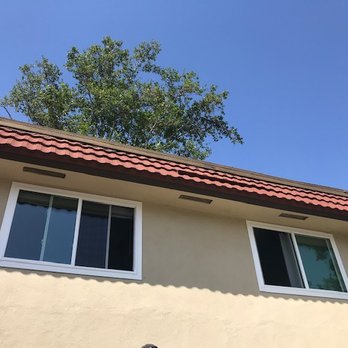 Fitzhauer Construction - Back of townhouse - Windows Installation Near Me - Anaheim, California