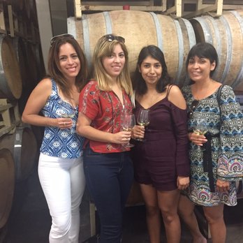 Miramonte Winery - Wineries Near Me - Temecula, California