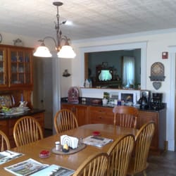 Rangeley Lakes Bed and Breakfast - Kitchen