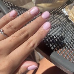 Joyce Tips Nail & Spa - Gel manicure