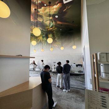 Stereoscope - inside of shop - Coffee Roasteries Near Me - Newport Beach, California
