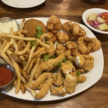 Bon Temps Grill - Fridays lunch special seafood platter $18 - Cajun/Creole Near Me - Lafayette, Louisiana