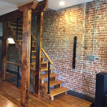 PCS - A staircase built using recycled material - General Contractors Near Me - Saint Louis, Missouri PCS - A staircase built using recycled material - General Contractors Near Me - Saint Louis, Missouri