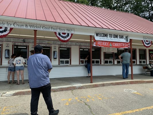Lone Oak Ice Cream by null