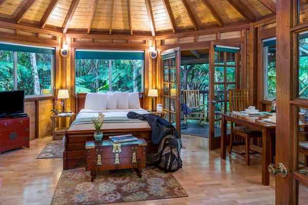 Volcano Village Lodge by null