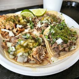 In my head you're nineteen going on ninety nine New Location Two Lengua & Two Carnitas Tacos from #taqueriadeanda In my head you're nineteen going on ninety nine New Location Two Lengua & Two Carnitas Tacos from #taqueriadeanda